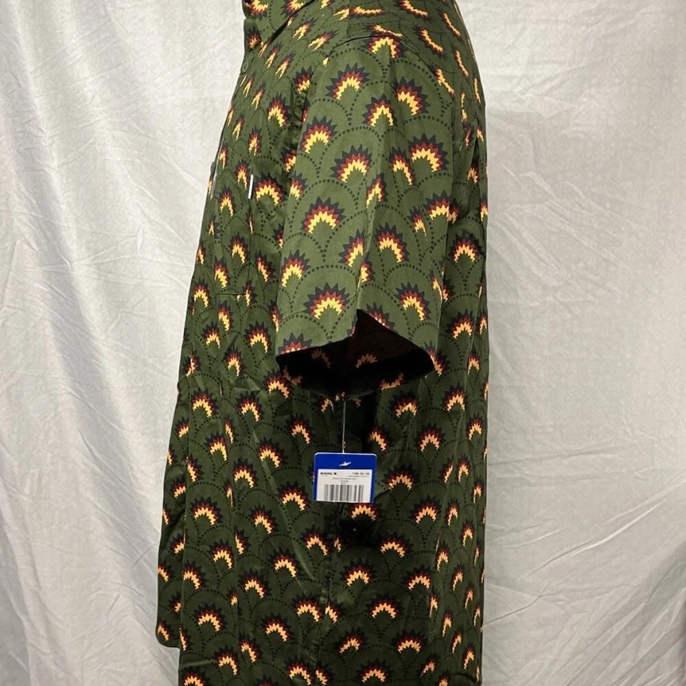 Hurley Mens Large Stretch Button Up Shirt Green Geometric Aztec NWT - Picture 4 of 16